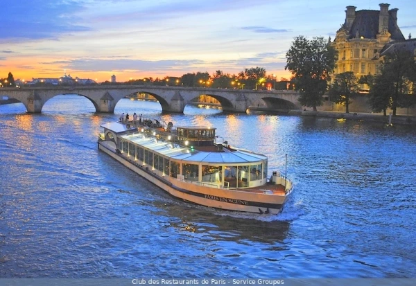 PARIS EN SCENE